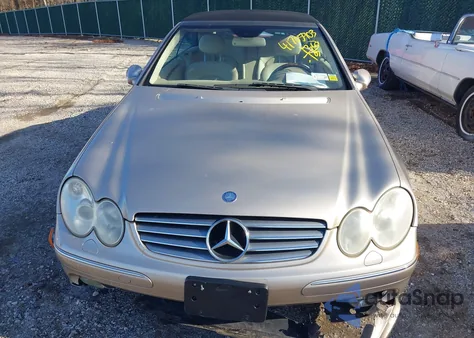 2004 Mercedes-Benz Clk 320 z USA, uszkodzony, nr VIN WDBTK65GX4T012529